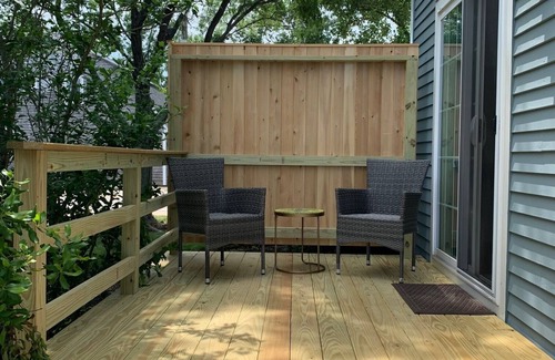 Portsmouth Apartment | COZY GET AWAY, WALKING DISTANCE TO QUAINT PORTSMOUTHn1BR apartment