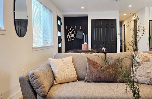 Federal Way House | Cozy Getaway in Federal Way