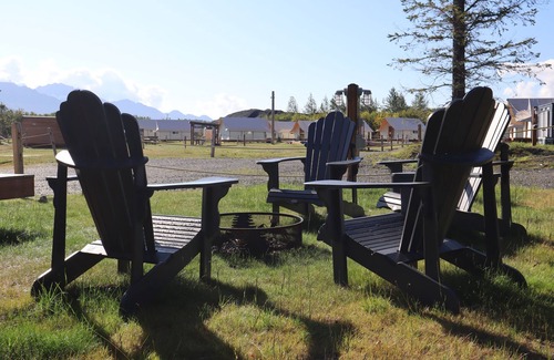 Seward RV Rental | Cozy Glamour Mountain-View Tent