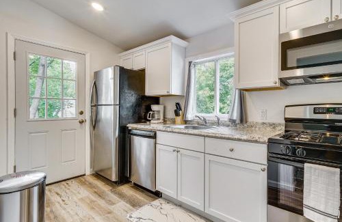 Glens Falls House | Cozy Glens Falls Getaway Less Than 1 Mi to Downtown