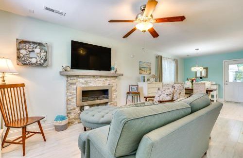 Goose Creek House | Cozy Goose Creek Escape with Patio and Grill