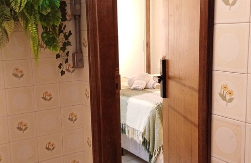 Campinas Bed & Breakfast | Cozy ground floor suite in Nova Campinas