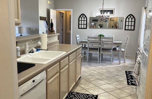 Rancho Vistoso Condo | Cozy ground level resort style condo, w/heated pool/hot tub, gym and discounts!