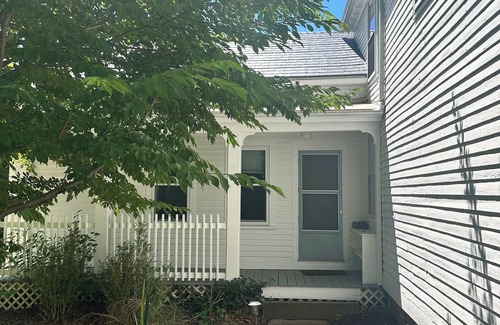 Middletown House | Cozy Guest Suite in Historic Home