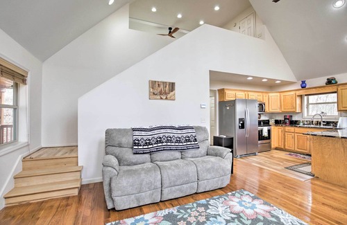 Hayesville Cabin | Cozy Hayesville Retreat w/Deck & Mtn Views!