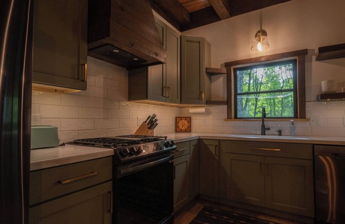Hayward Cabin | Cozy Hayward Cabin Retreat – Rustic Luxury in the Northwoods