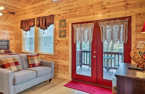 Wilburn Apartment | Cozy Heber Springs Cabin with Deck and Dock!