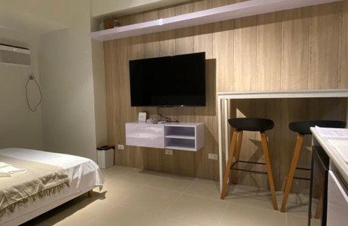 Silang Junction North Apartment | Cozy Hideaway in Serin East