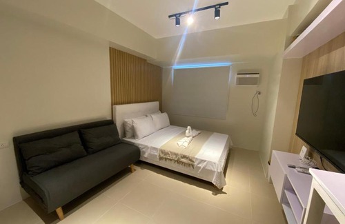 Silang Junction North Apartment | Cozy Hideaway in Serin East