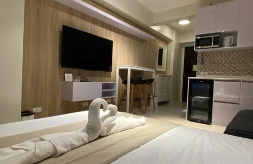 Silang Junction North Apartment | Cozy Hideaway in Serin East