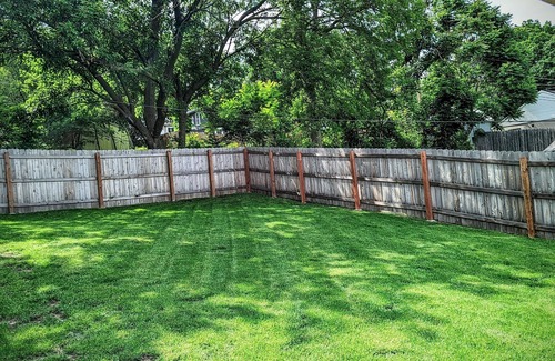 Benson House | Cozy hideaway in the HEART of Benson I Mins from DT