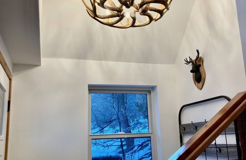 Big Bear Lake Cabin | Cozy Hideaway with Incredible Views