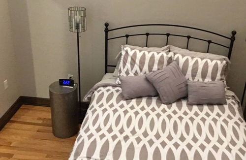 Dunlap Condo | Cozy historic loft in downtown Dunlap, Iowa - home away from home