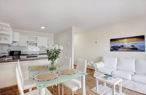 Playa San Juan Apartment | Cozy Holiday Apartment “Apartamento Carla 2A” in Playa San Juan with Sea View