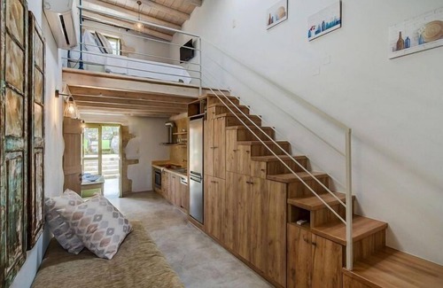 Kastellos House | Cozy holiday home in Cretan country style