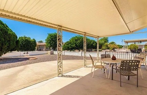 Sun City House | Cozy Home (10 minutes to STATE FARM STADIUM, 20 minutes to WM PHOENIX OPEN)