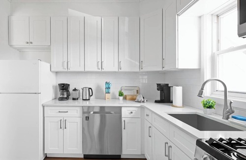 Lodi House | Cozy Home/23 min from NYC/Home Theater, Cozy Home/23 min from NYC/Home Theater
