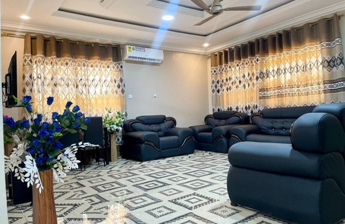 Ho Apartment | Cozy home a way from home. This home is clean and ultramodern.
