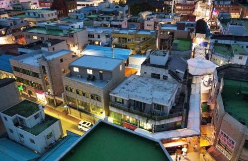 Gangneung Apartment | Cozy Home at Gangneung Central Market