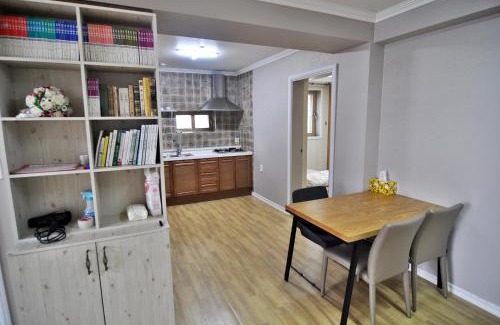 Gangneung Apartment | Cozy Home at Gangneung Central Market