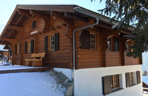 Graechen Ski Chalet | Cozy home for 2-5 people within walking distance of the center and ski slopes.