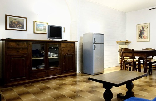 Sovicille Other | Cozy home for 3 people with heated pool 15 minutes from Siena