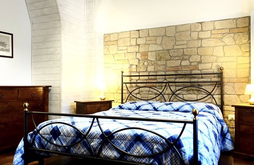 Sovicille Other | Cozy home for 3 people with heated pool 15 minutes from Siena