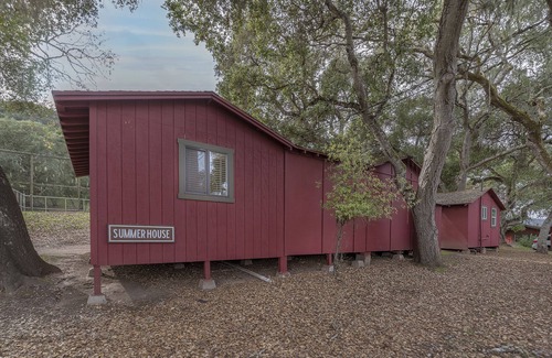 Carmel Valley House | Cozy home, full kitchen for two!