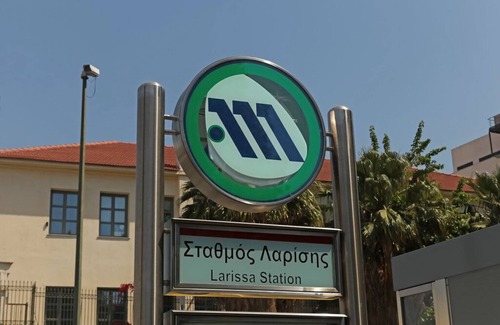 Omonia Apartment | Cozy Home Great Easy-Access Area next to metro and central Athens train station.