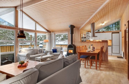 Skiveren House | Cozy home in ålbæk with sauna