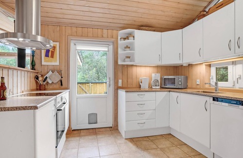 Skiveren House | Cozy home in ålbæk with sauna