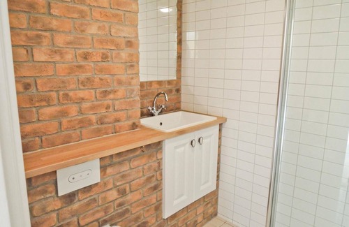 Virestad House | Cozy home in älmhult with kitchen