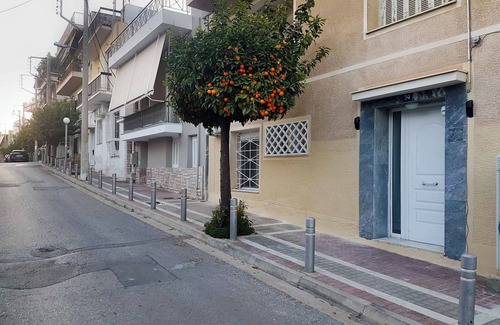 Dafni-Ymittos Apartment | Cozy Home in Athens – Steps from Metro, Close to Acropolis, Ideal for Families!