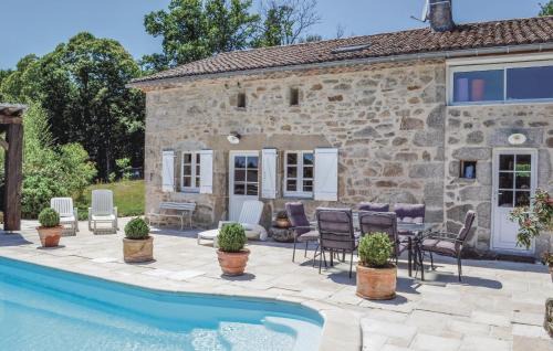 Augignac House | Cozy Home In Augignac