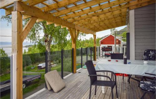 Botn House | Cozy Home In Ballangen With Wifi