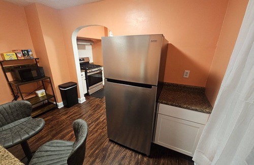 Berea House | Cozy Home in Beautiful Berea: near Airport, IX Center, Parks, & Campus