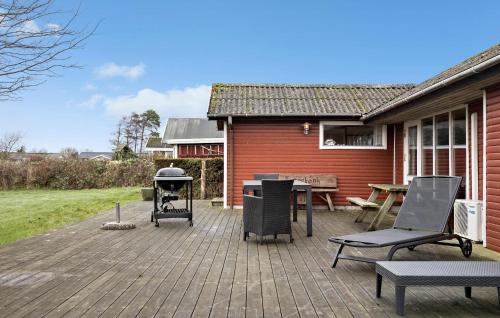 Skastrup Strand House | Cozy Home In Bogense With Wifi