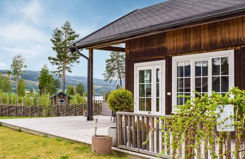 Ringsaker House | Cozy home in Brøttum with kitchen