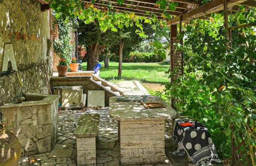Ischia di Castro House | Cozy home in Canino with WiFi