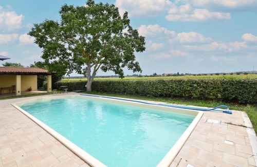 Ischia di Castro House | Cozy home in Canino with WiFi