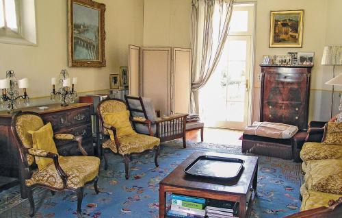 Chablis House | Cozy Home In Chablis With Wifi