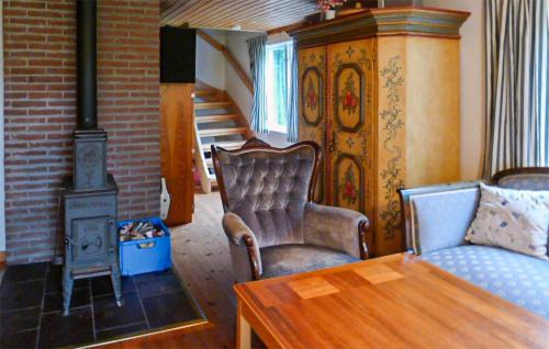 Dals Rostock House | Cozy Home In Dals-Rostock With Kitchen