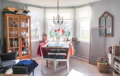 Degerhamn House | Cozy Home In Degerhamn With Wifi