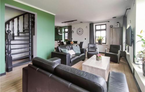 Meer House | Cozy Home In Den Ham With Kitchen