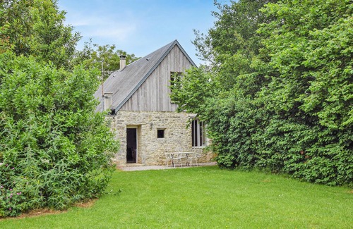 Saint-Germain-du-Pert House | Cozy home in St. Germain du Pert