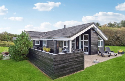 Falen House | Cozy home in Hemmet with sauna