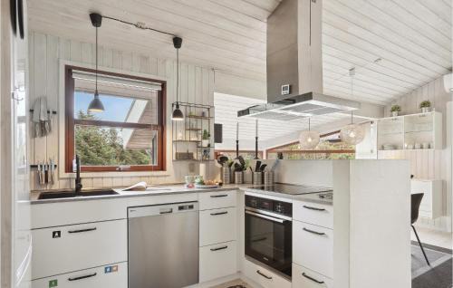 Lonstrup House | Cozy Home In Hjørring With Wifi