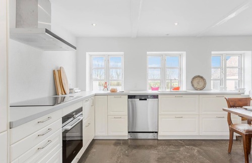 Ristinge House | Cozy home in Humble with WiFi