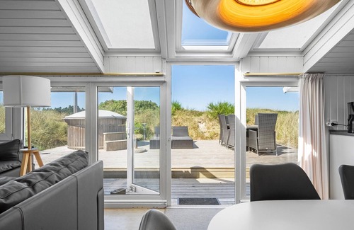 Bjerregaard House | Cozy home in Hvide Sande with sauna