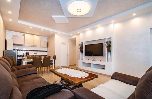 Municipality of Posedarje House | Cozy home in Islam Latinski with WiFi